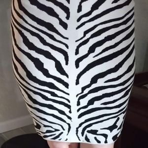 Bebe Thick Zebra Print Pencil Skirt size small